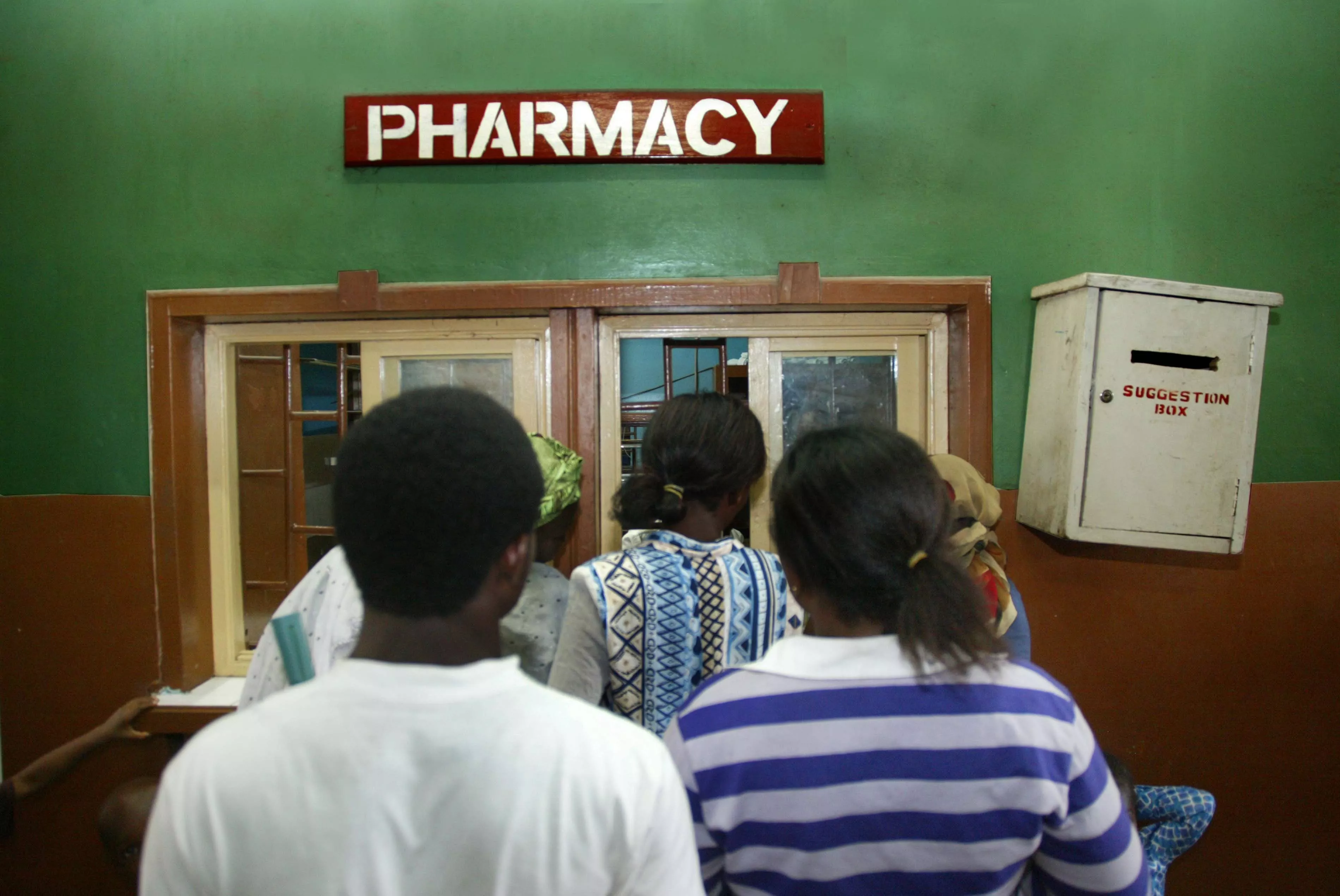 MSF is treating more than 1,000 HIV patients with antiretroviral (ARV) medicines at General Hospital Lagos, Lagos Island