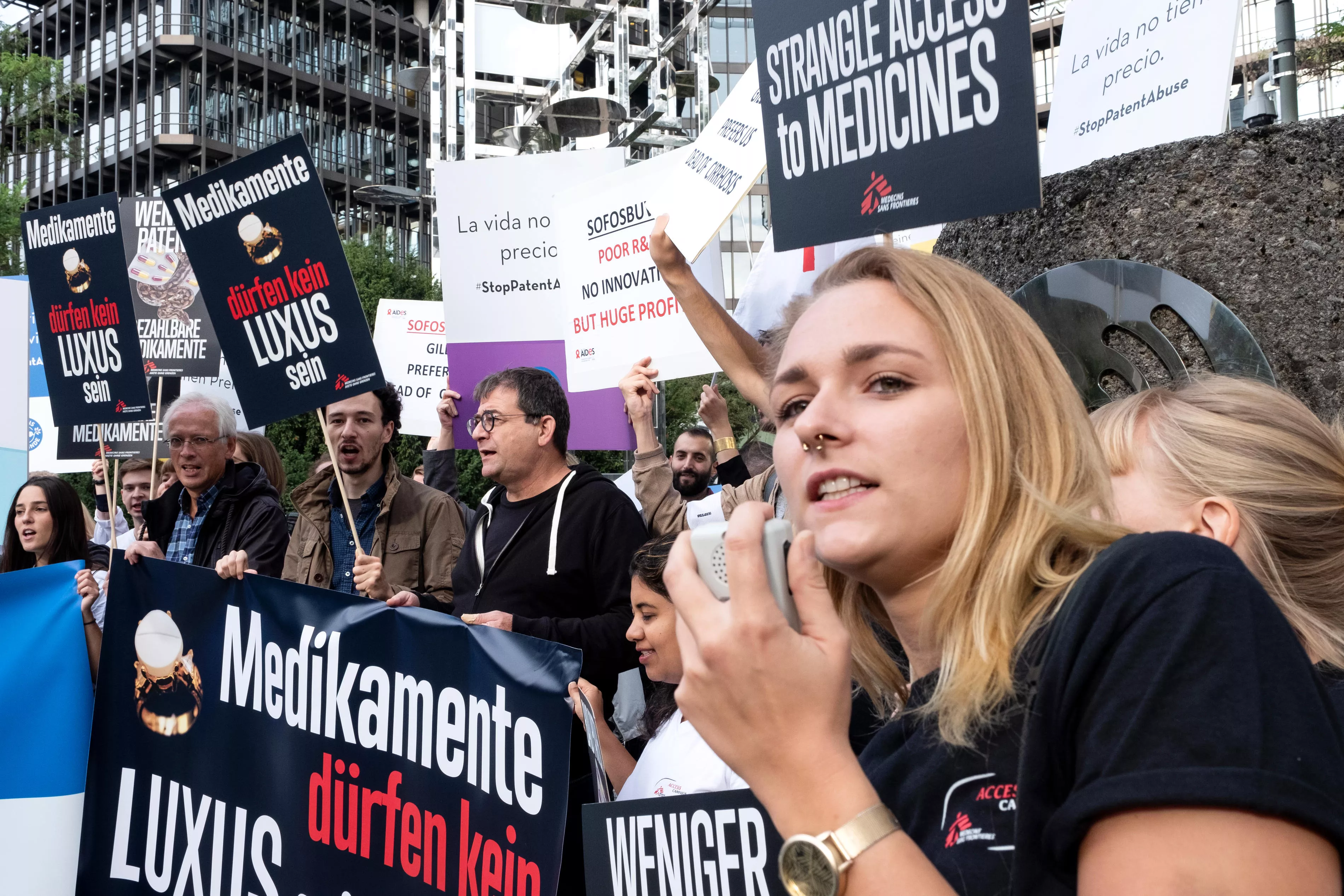 In March 2017, organisations from 17 European countries filed an opposition to Gilead Science's patent on the highly effective hepatitis C drug sofosbuvir. On 13th and 14th of September 2018, the hearing took e place before the European Patent Office in Munich.
